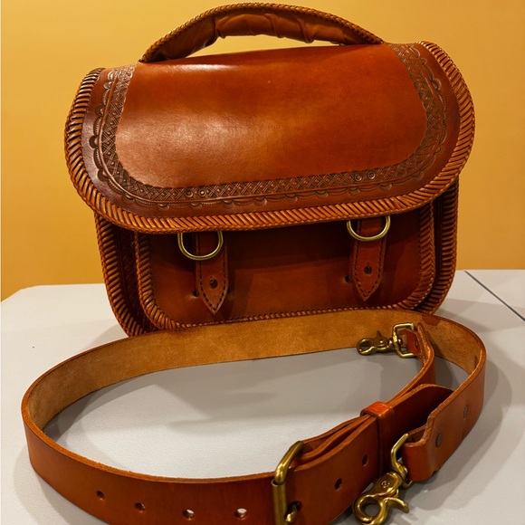 Vintage Style Leather Satchel - Picture 1 of 7